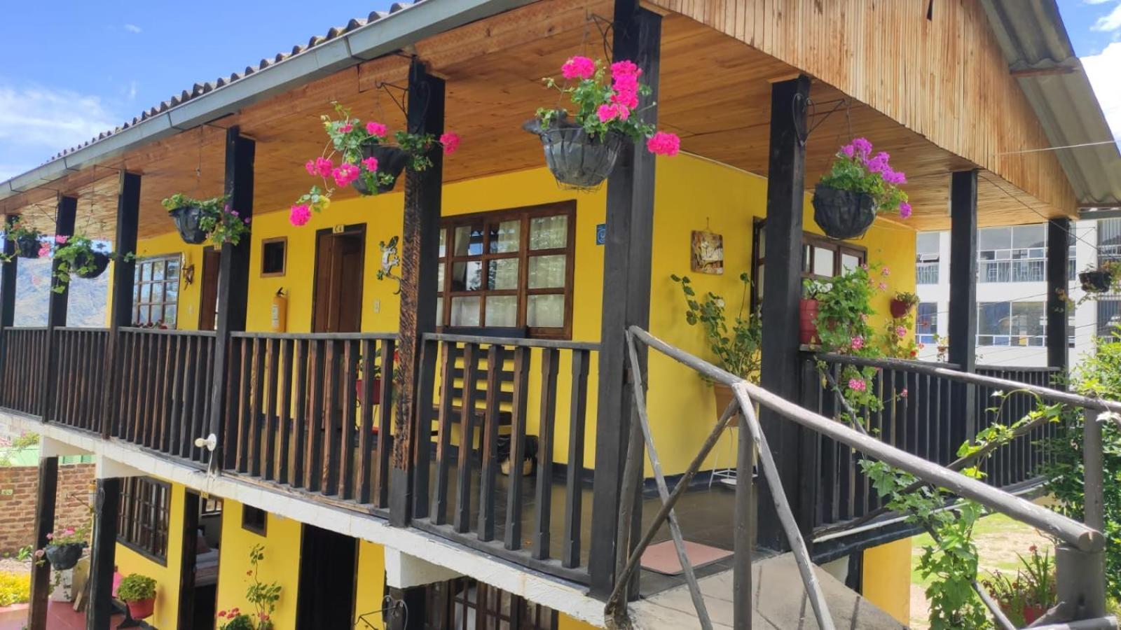 Hotel Brisas del Nevado Guican Exterior foto